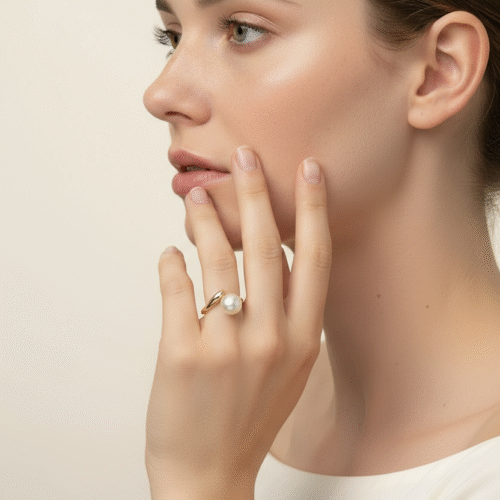 Alternative view of AAAA quality 9mm White Freshwater Pearl Ring